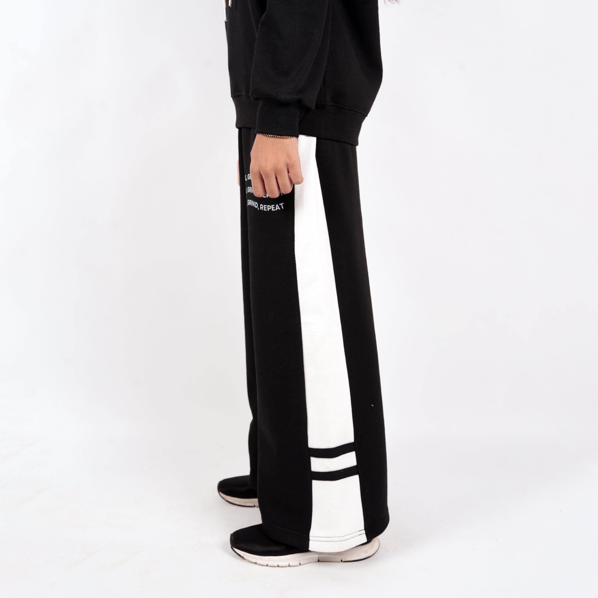 BLACK - MINI ROYALE CO ORD SETS